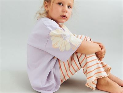 Wheat Petri t-shirt i lavender med blomsterprint på barn