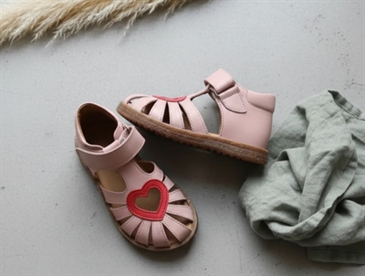 Angulus pale rose/red hjerte sandal