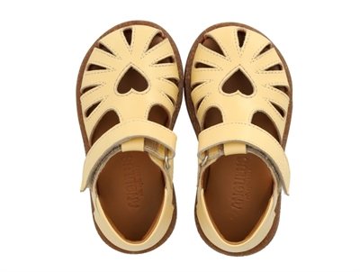 Angulus sandal gul med velcro og hjerte cut-out