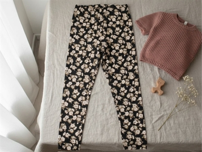 Wheat raven anemones Jules