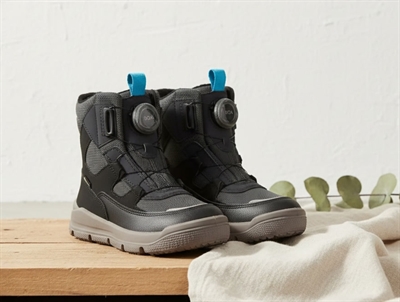 Superfit Mars vinterstøvle sort/grå med BOA lukning og GORE-TEX