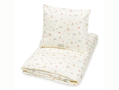 Cam Cam Copenhagen babysengetøj i råhvid nuance med vintage toys print