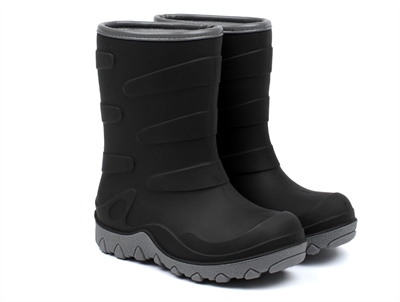 Mikk-Line termostøvle i sort set forfra set i par