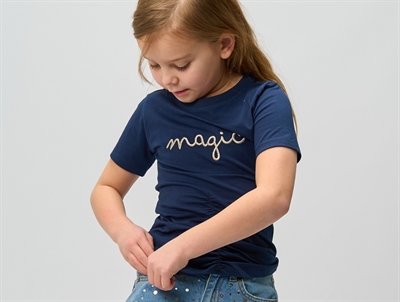 THE NEW t-shirt navy blazer med broderet magic foran
