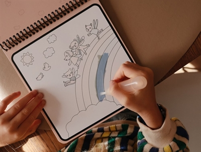 Mushie genanvendelig vandmalebog vehicles i brug