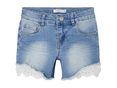 Name It shorts blå denim med blondekant foran