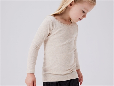 name it ribbluse beige med blondekant på barn