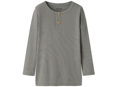 Name It bluse shadow med knaplukning