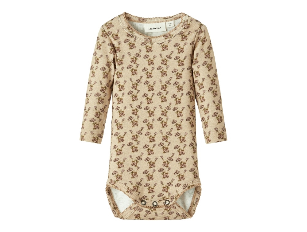 Lil Atelier Body Warm Sand Flowers - Str. 1m 56cm