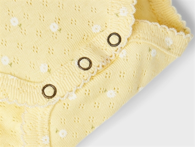 Lil Atelier double cream body blomster