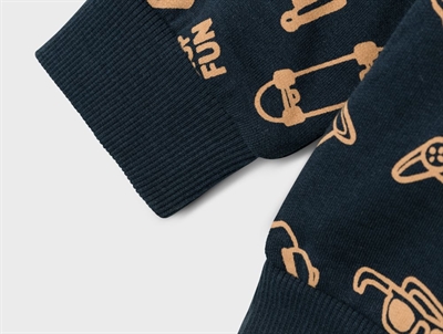Name It dark sapphire bone brown skateboard sweatbluse
