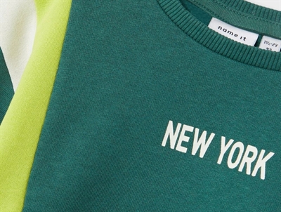 Name It mallard green loose sweatshirt 