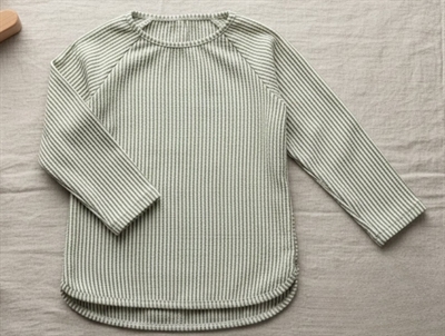 Lil Atelier dried sage stribet badebluse UPF 50+