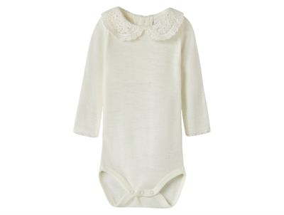 Name It body i snow white med lange ærmer og blondekrave