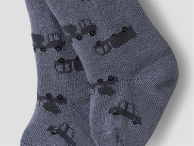 Name It strømpebukser i folkstone gray med køretøjer