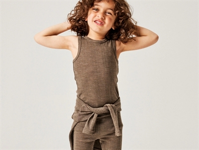 Name It merinould tanktop i morel på barn