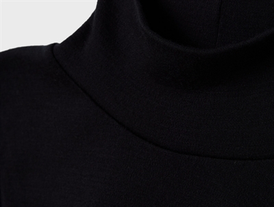 Name It merinould halsedisse i sort detalje