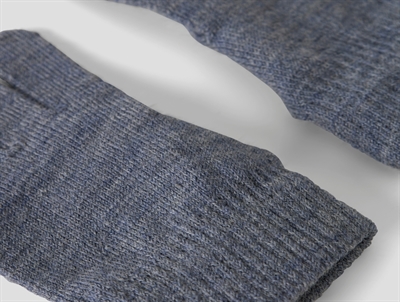 Name It handsker i merinould folkstone gray detalje af ribkant