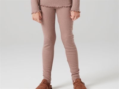 Name It leggings støvet rosa i merinould og silke på model