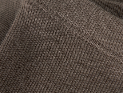 Detaljebillede af Name It leggings i morel i merinould rib og elastik i talje