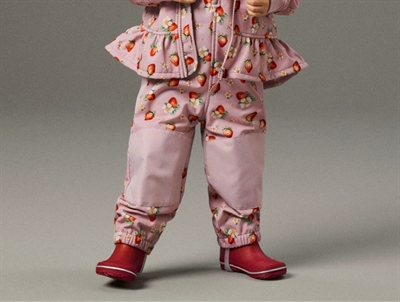 Name It softshellbukser i rosa nuance med jordbærprint på barn