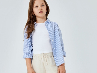 Name It top hvid rib cropped på model