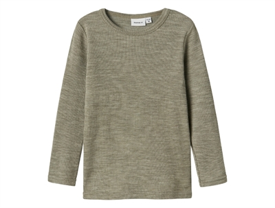 Name It t-shirt i dried sage merinould rib set forfra
