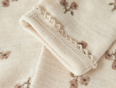 Lil\' Atelier leggings turtledove med blomsterprint og bølgekant