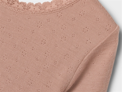 Detalje af Lil\' Atelier bluse i roebuck uld