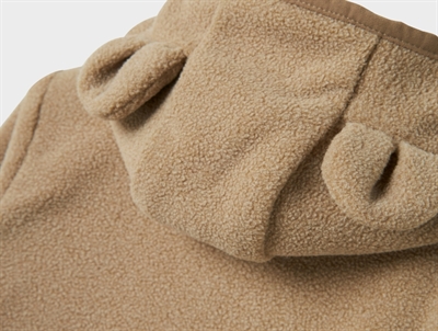 Hætte med små ører på Name It køredragt timber wolf