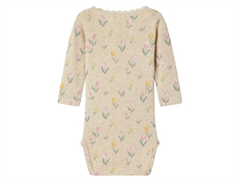 Body set bagfra fra Name It i peyote melange med blomstermønster