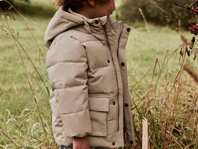 Barn med Lil\' Atelier pufferjakke grøn