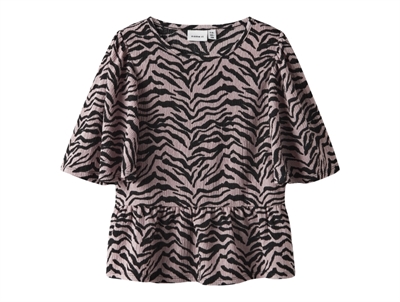 Name It top i lilla nuance set forfra