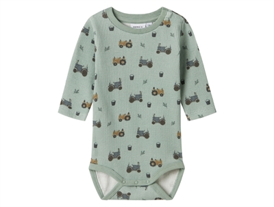 Name It body jadeite med traktorprint