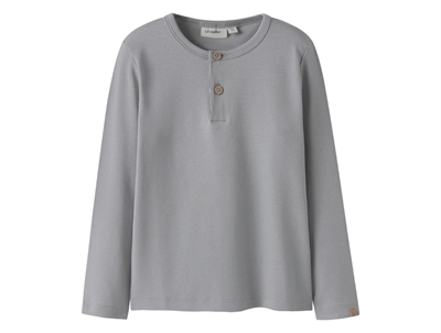 Lil' Atelier bluse ultimate grey med knapper