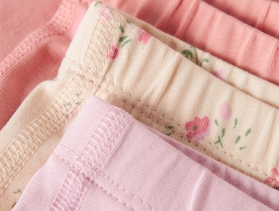 name it hipsters i lyserøde nuancer med blomsterprint