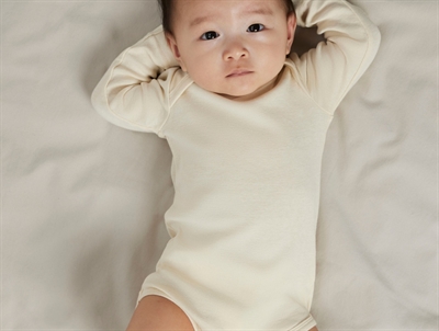 Name It body 3-pak i farverne summer sand og deauville mauve med hjerteprint