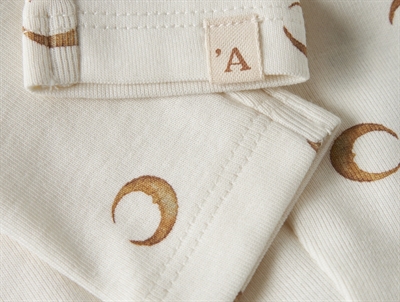 Lil\' Atelier leggings i råhvid med måneprint
