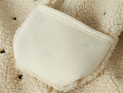 Lil\' Atelier køredragt hvid med hjerter i teddyfleece fold detaljer