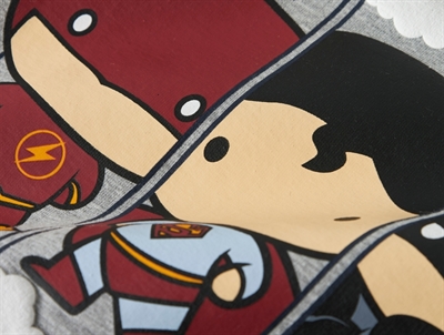 Detalje af superhelte print på grå sweatshirt fra Name It