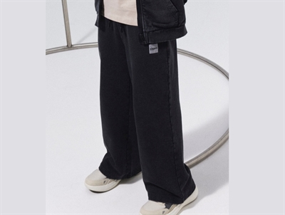 Name It sweatpants sort med badge og snøre