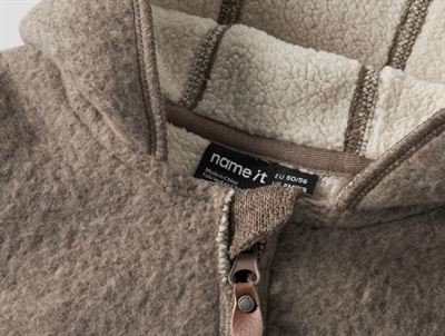 Name It fleece køredragt walnut med hætte