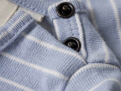 Lil\' Atelier body i støvet blå nuance med hvide striber