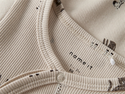 Name It natdragt summer sand med dyreprint