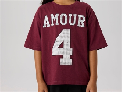 Name It t-shirt bordeaux med amour print og nitter