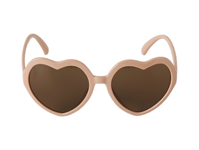 Lil Atelier solbriller i lyserød nuance set forfra med hjerteform