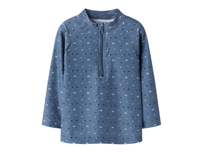 Name It uv badebluse blå med små biler print