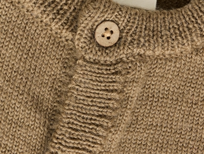 Lil\' Atelier strikcardigan i merinould med knaplukning