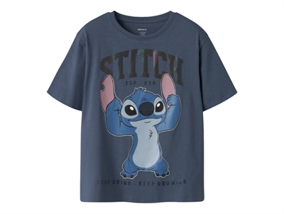 Name It t-shirt i blå nuance med Disney Stitch print