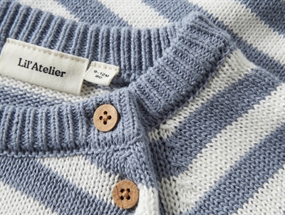 Lil\' Atelier striktrøje coconut milk tradewinds med knaplukning